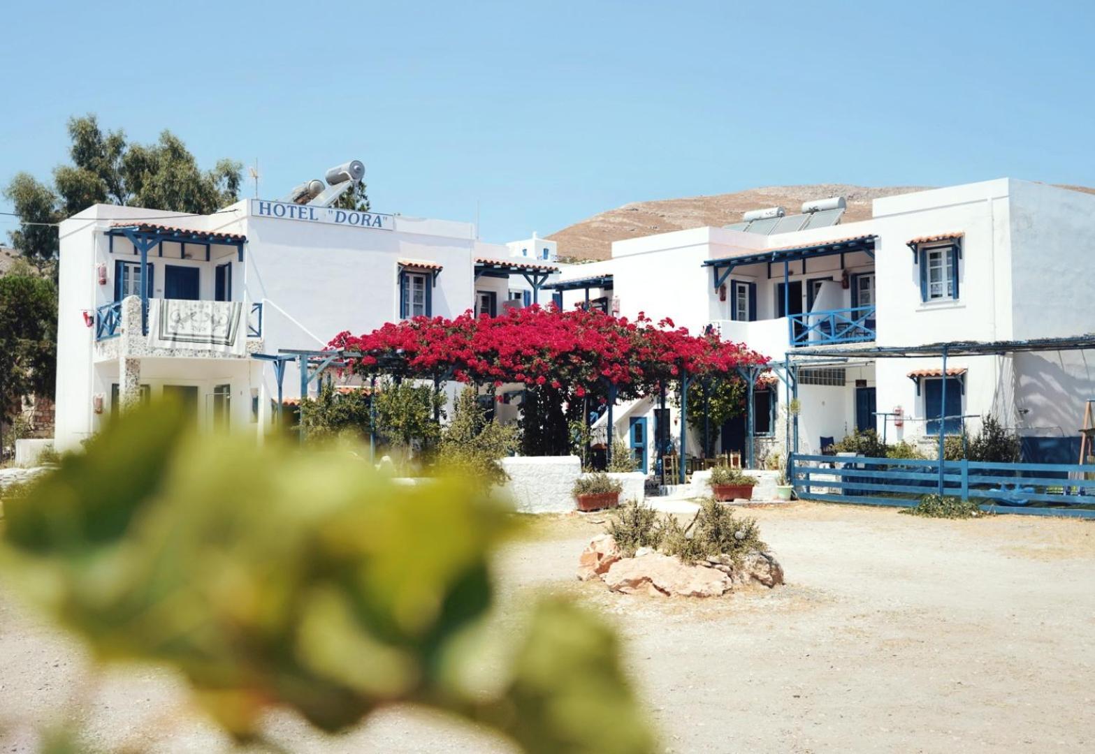 Dora'S Studios & Apartments Megas Gialos - Nites Exterior photo
